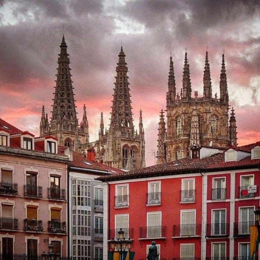 En La Plaza Mayor De Burgos Parking Incluido Atuaire 아파트 외부 사진